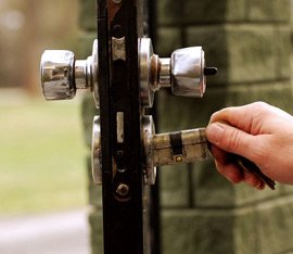 Town Center Locksmith Shop Windermere, FL 407-249-1146 Town Center Locksmith Shop Windermere, FL 407-249-1146
