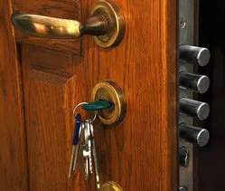 Town Center Locksmith Shop Windermere, FL 407-249-1146 - 6-Lock-Change